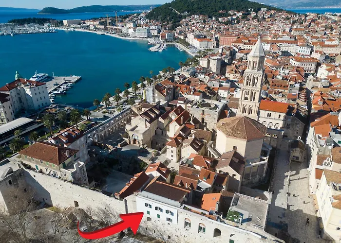 Posejdon & Neptun דירה