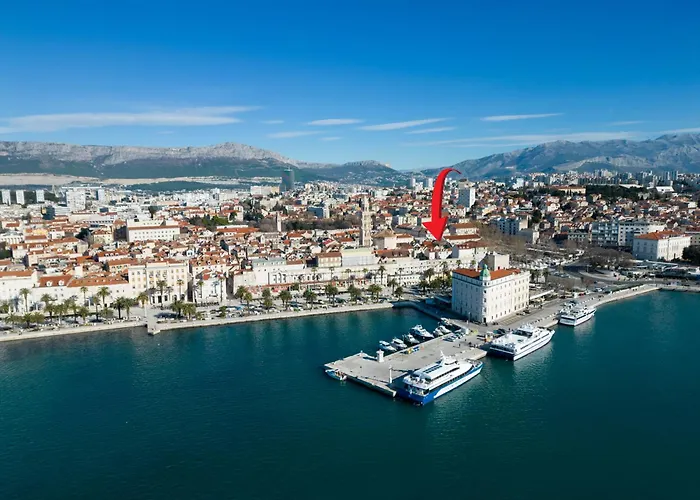 Posejdon & Neptun דירה *