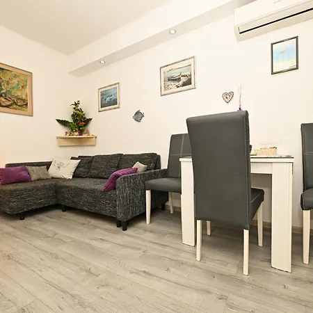Apartment Posejdon & Neptun