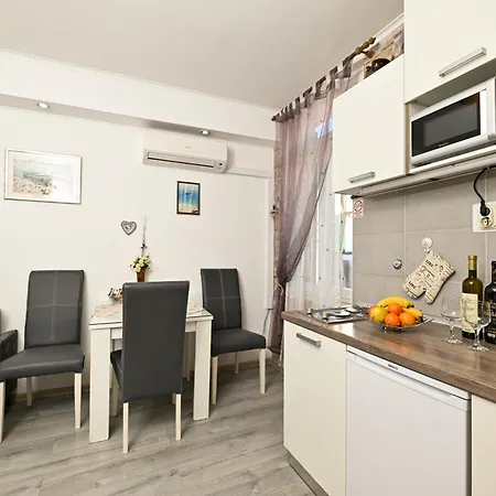 Posejdon & Neptun Appartement *
